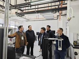 攻关团队与企业（迈瑞）进行联合攻关